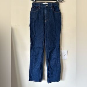 Abercrombie Curve Love Ultra High Rise 90s Straight Jean